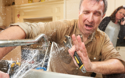 Emergency Plumbing Tips: What to Do Before the Plumber Arrives